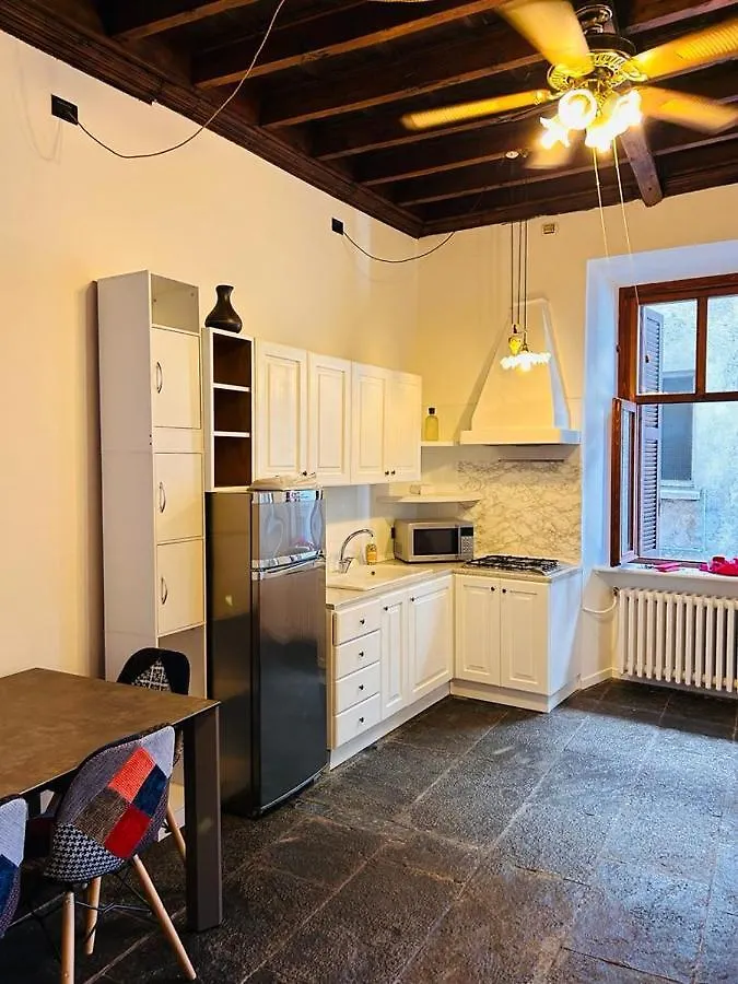 Alex Castle Apartment Gravedona