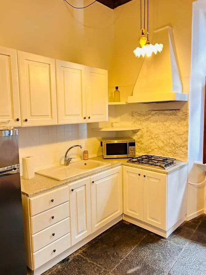 Alex Castle Apartment Gravedona Italy