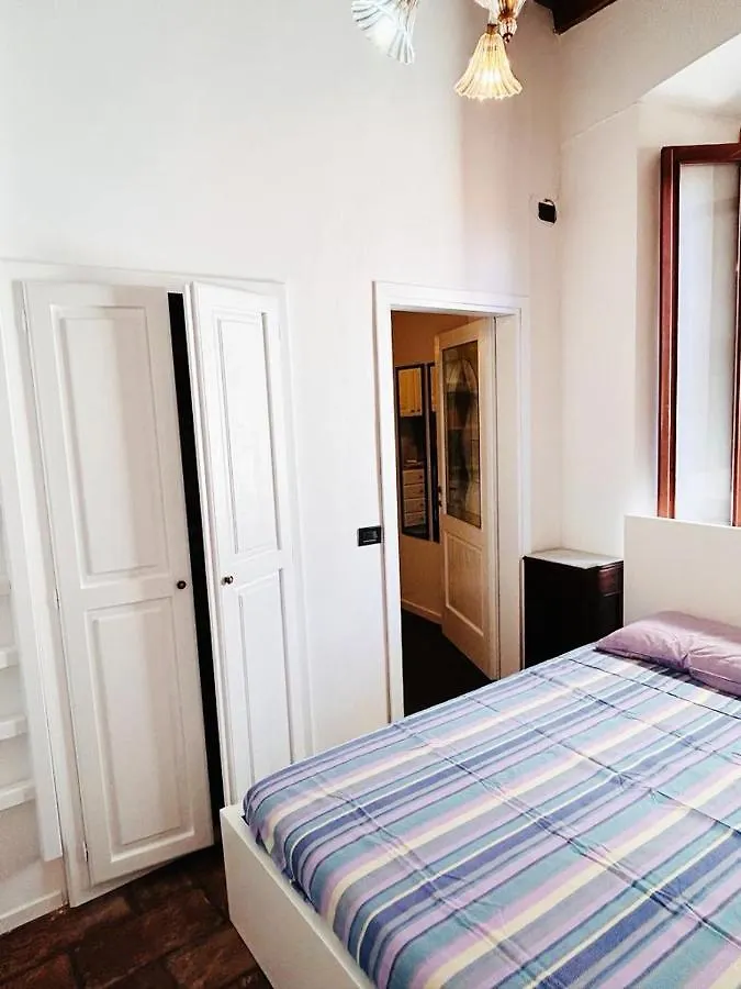 Alex Castle Apartment Gravedona
