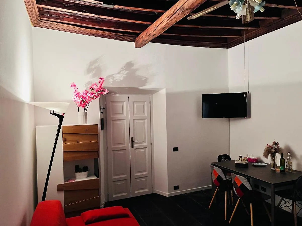 Alex Castle Apartment Gravedona 0*,  Italy